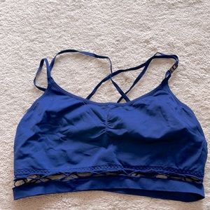 NWT Victoria secret navy bralette in medium with pretty detail and strap